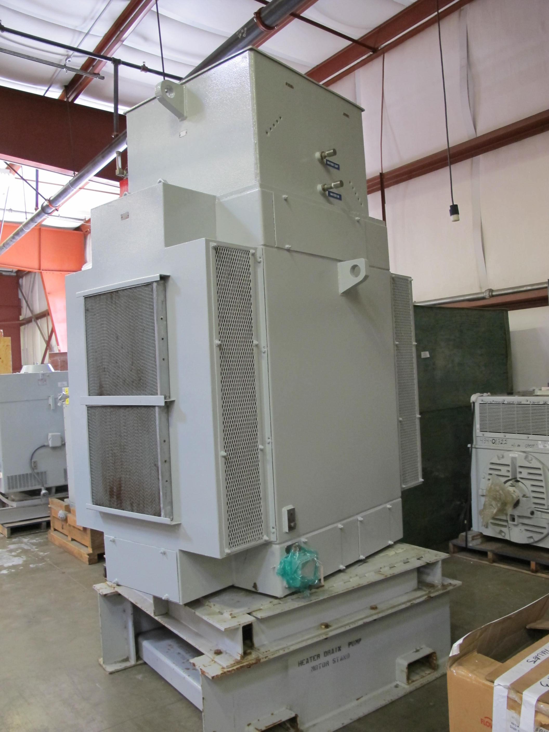 MOTOR, ELECTRIC TYPE, 2250 HORSEPOWER, 4160VAC ELEC RATING, 1200 RATED RPM, V8040 FRAME, 276FLC AMPS, WEATHERPROOF ENCLOSURE, 1.15 SERVICE FACTOR. WITH 6 1000WATT, 3/60/575VOLT HEATERS, OPERATED AT 480VAC (W-50) LOADING & HANDLING FEE $500-